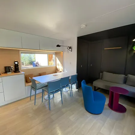 Mobil La Civelle مكان تخييم