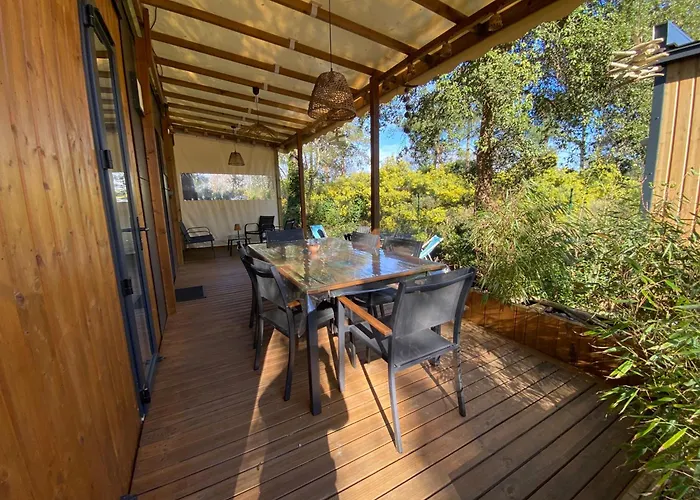 Mobil La Civelle Кемпинг